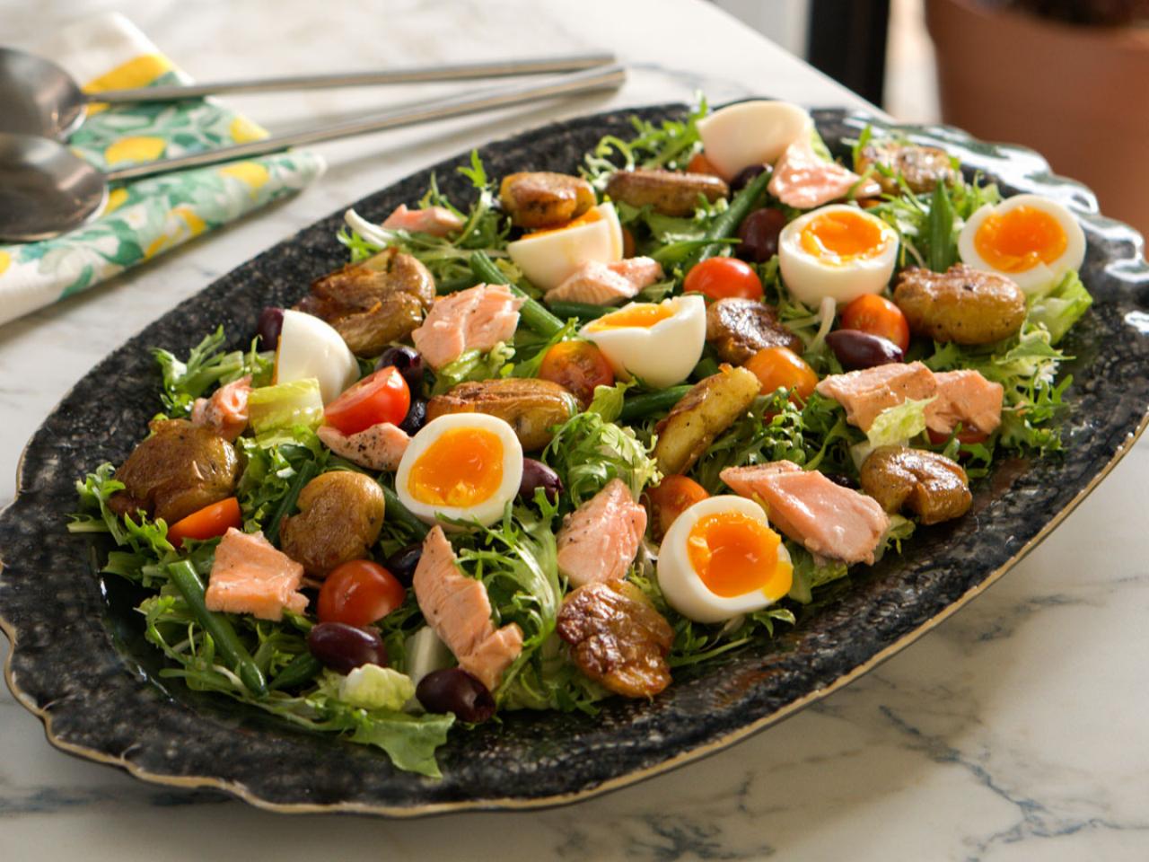 Cold-Poached Salmon Nicoise Salad with Crispy Potatoes Recipe | Valerie Bertinelli | Food Network