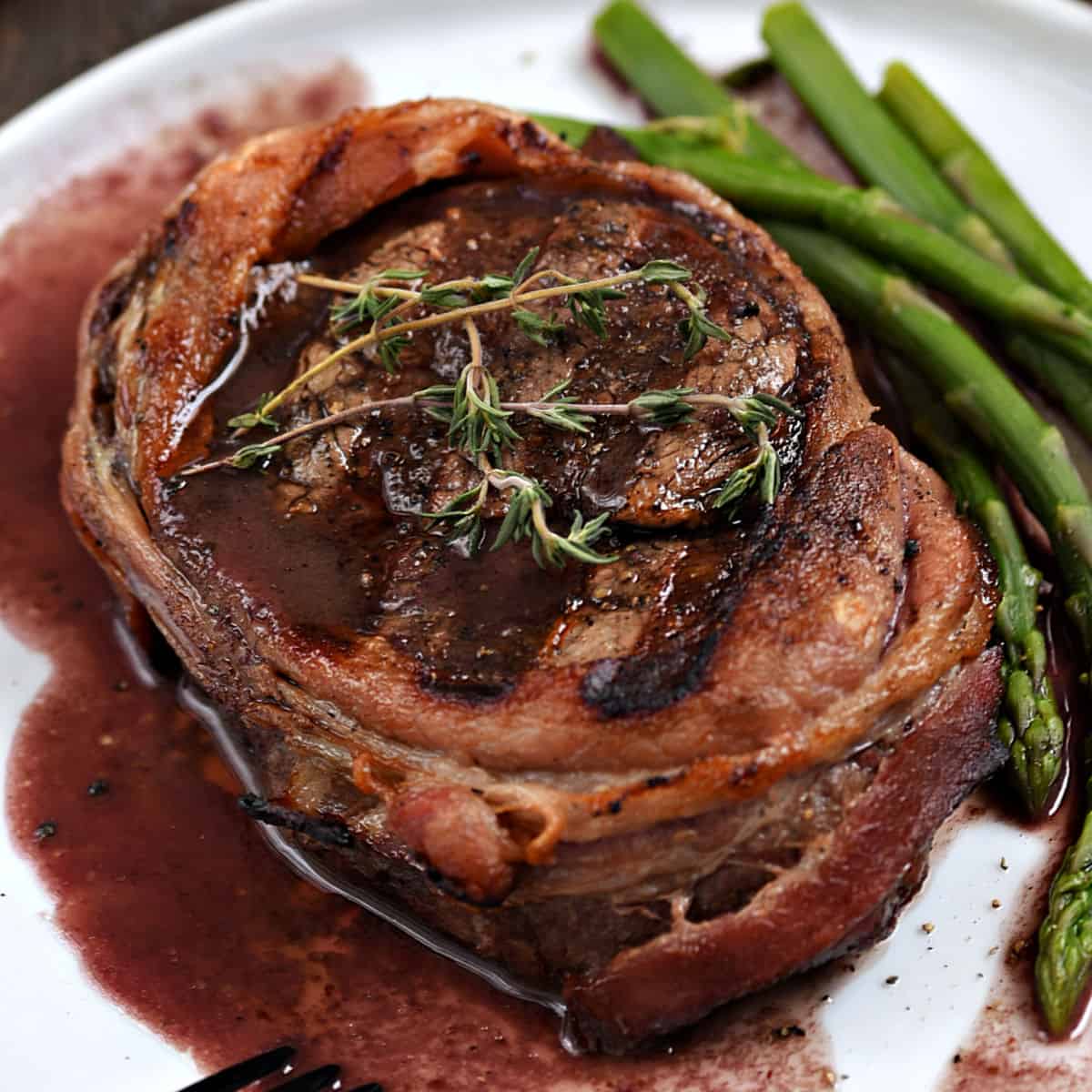 Bacon Wrapped Filet Mignon with Red Wine Sauce - Cooking with Curls