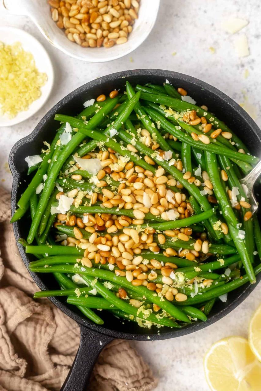 Sautéed French Green Beans with Parmesan and Pine Nuts | Lauren Fit Foodie