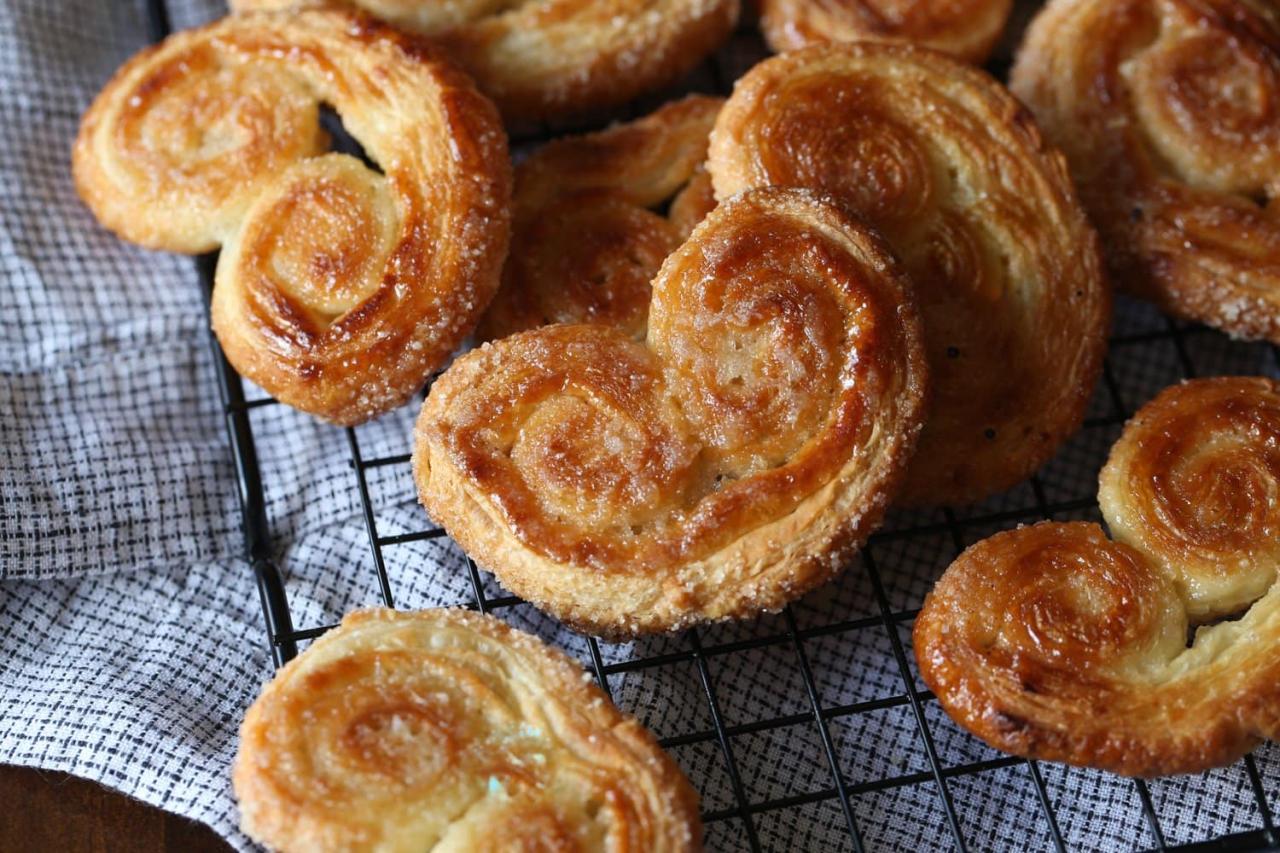 Easy Homemade Palmiers Recipe | Cookies and Cups