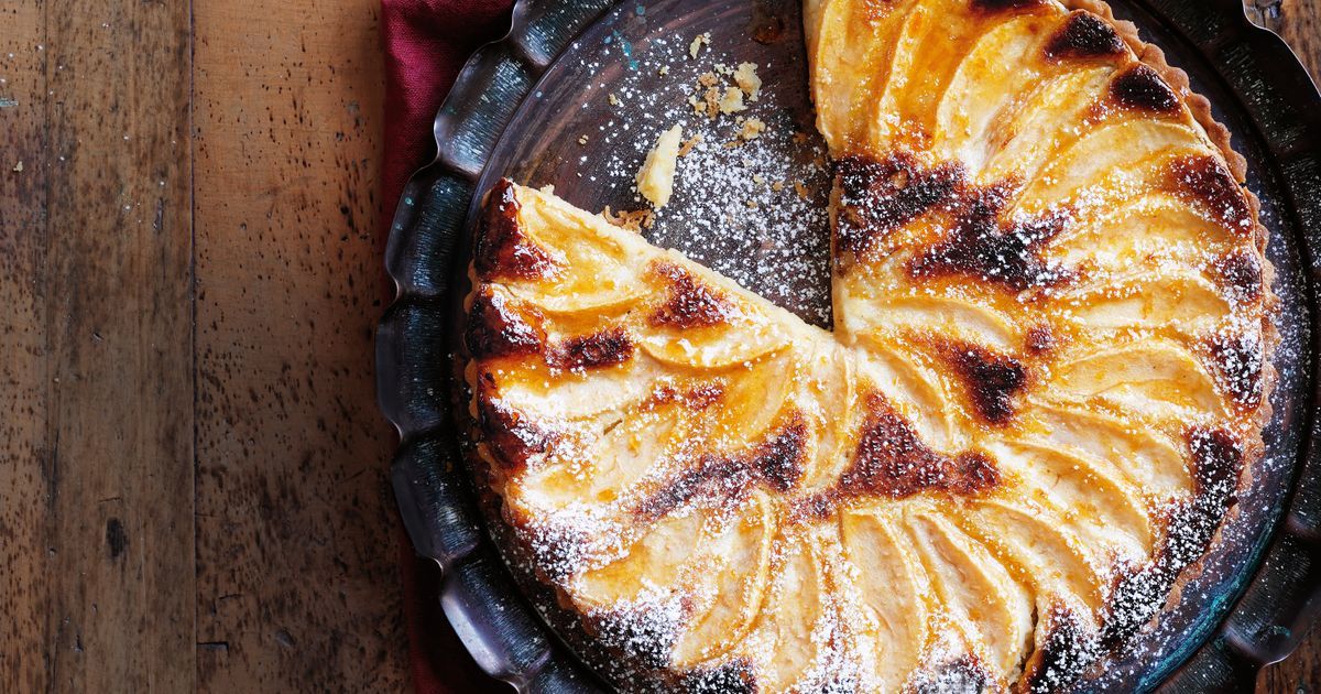 Pear & frangipane tart